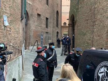 Galleria foto 'Mps-David Rossi, spunta filmato di un’altra telecamera' - foto 1