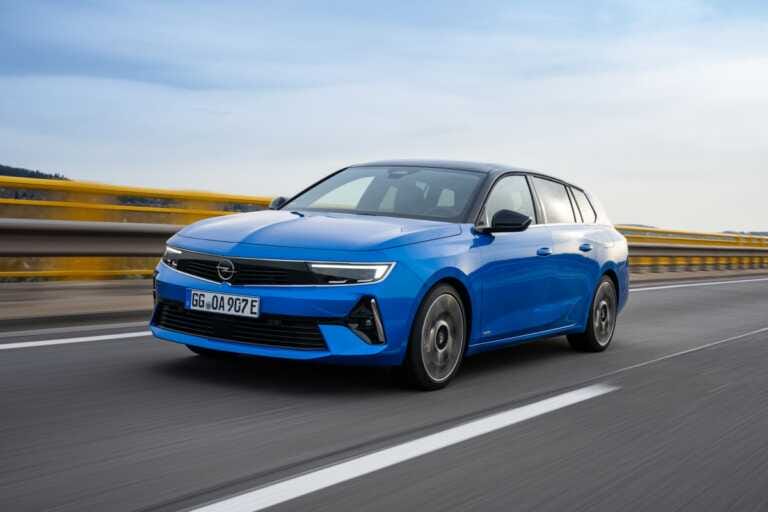 Nuova Opel Astra Sports Tourer, una station wagon pronta al successo