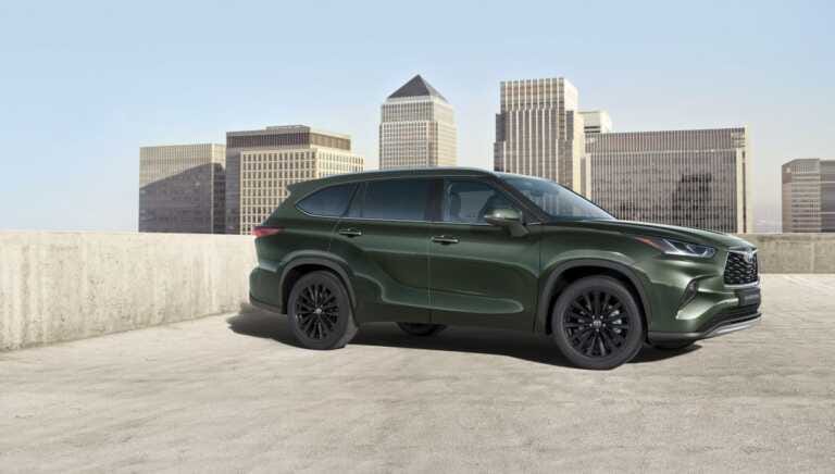 Nuovo look e più tecnologia per Toyota Highlander