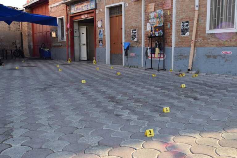 Galleria foto 'Foggia, ucciso davanti al suo autolavaggio: avrebbe agito un solo sicario' - foto 1