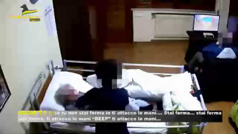 Galleria foto 'Palermo, maltrattamenti in casa di riposo, eseguite 6 misure cautelari' - foto 1