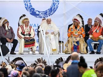 Galleria foto 'Papa in Canada: “Qui per implorare perdono e riconciliazione”' - foto 1