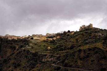 Galleria foto 'Pnrr, Franceschini: “Progetto dei borghi per vincere la sfida del ripopolamento”' - foto 1