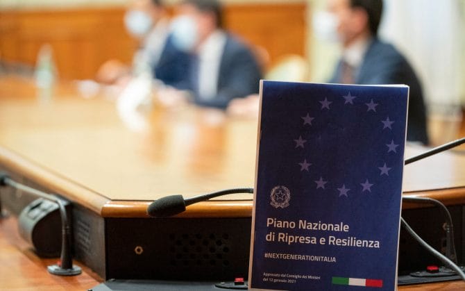 Galleria foto 'Pnrr, Cgil Puglia: «Serve una cabina di regia per coordinare le risorse»' - foto 1