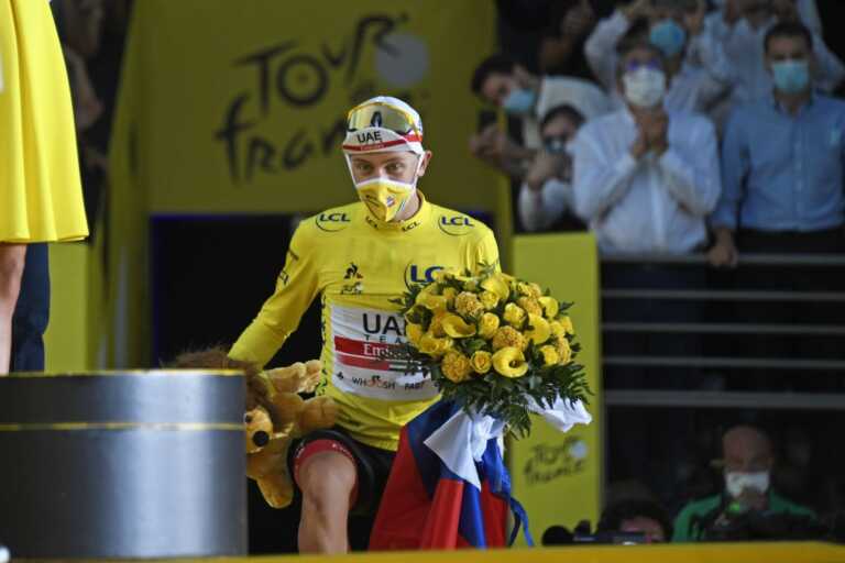 Galleria foto 'Pogacar vince anche la 7^ tappa del Tour, trionfo in salita' - foto 1