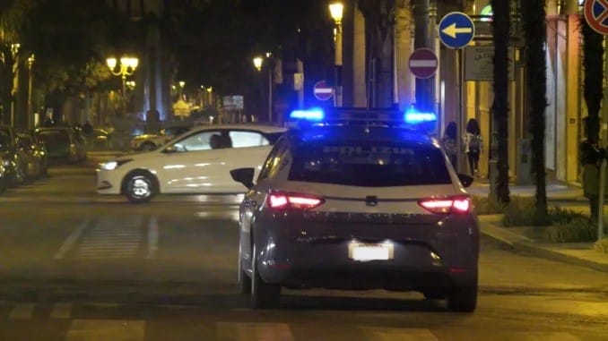 Aggredisce coetanei per futili motivi: “Daspo Willy” a un 15enne brindisino