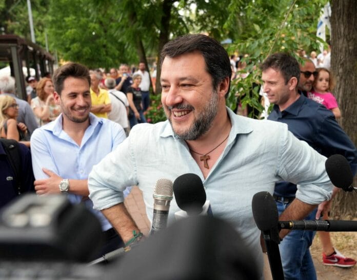 Galleria foto 'Salvini “Proporre nomi ministri prima del voto”' - foto 1