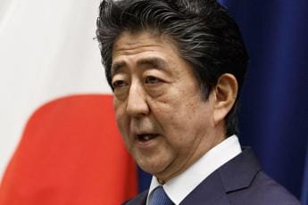 Galleria foto 'Shinzo Abe, una rivoluzione a metà chiamata Abenomics' - foto 1