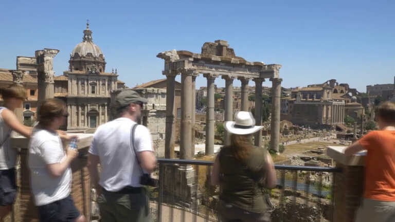 Galleria foto 'Tornano i turisti australiani in Italia' - foto 1