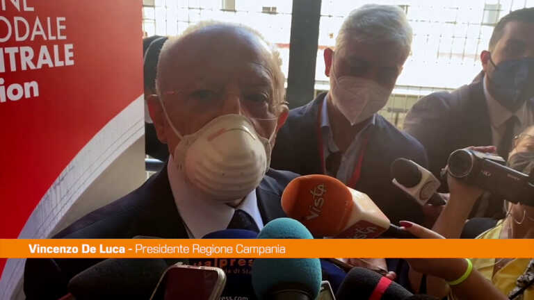 Galleria foto 'Trasporti in Campania, De Luca “De Gregorio fa lavoro eccellente”' - foto 1
