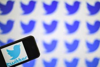 Twitter down, social va in tilt