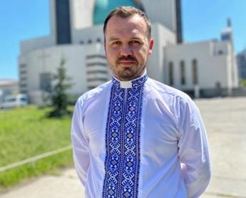 Galleria foto 'Ucraina, padre Taras: “Critiche a Zelensky per Vogue? Era il mezzo per trasmettere un contenuto”' - foto 1