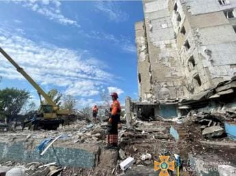 Galleria foto 'Ucraina, Servizio Emergenze: “A Odessa la gente piange disperata, è straziante”' - foto 1