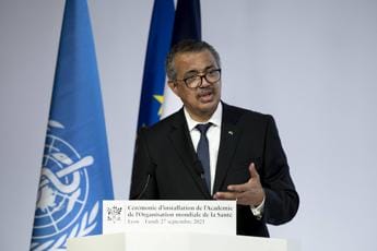 Galleria foto 'Vaiolo scimmie, Oms: “Europa epicentro, molti casi non rilevati”' - foto 1