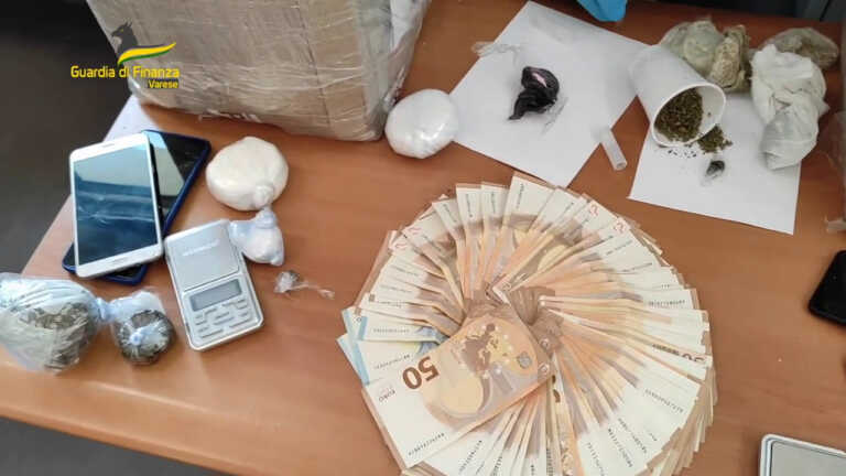 Galleria foto 'Varese, importano cocaina dal Sud America, due arrestati' - foto 1