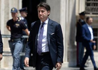 Galleria foto 'Vertice con Draghi, Conte alza la posta: le richieste M5S al governo' - foto 1
