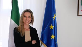 Galleria foto 'Vezzali a Malagò, “riforma lavoro sportivo frutto coinvolgimento tutte componenti, incluso il Coni”' - foto 1