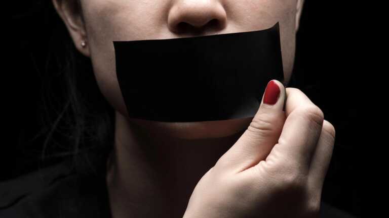 Violenza contro le donne, rapporto D.i.Re: solo il 28% denuncia