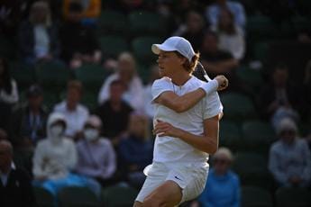 Galleria foto 'Wimbledon 2022, Sinner batte Alcaraz e va ai quarti' - foto 1