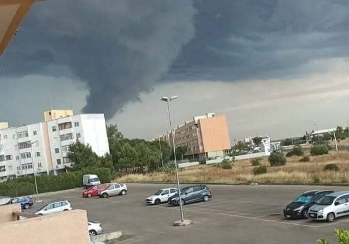 Galleria foto 'Grandine, trombe d’aria e tempeste: chiesto lo stato di calamità in Puglia' - foto 1