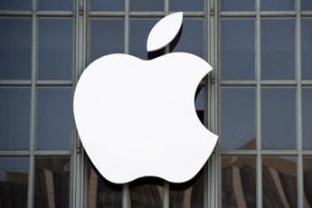Galleria foto 'Apple, dipendenti contro ritorno in presenza: “Da remoto più felici e produttivi”' - foto 1
