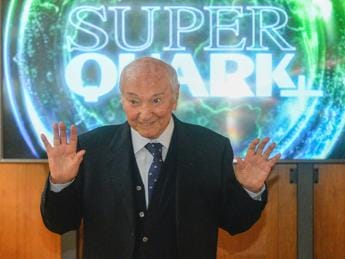 Galleria foto 'Ascolti tv, vince Piero Angela: più di 1,6 milioni per ‘Superquark’' - foto 1