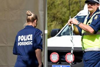 Galleria foto 'Australia, spari in aeroporto a Canberra: scalo evacuato, un arresto' - foto 1