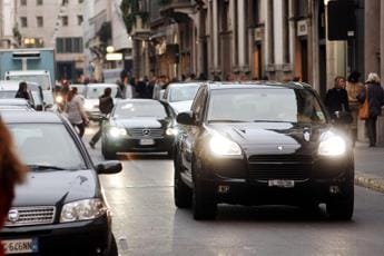 Galleria foto 'Bollo auto 2022: le novità tra scadenze, calcolo ed esenzione' - foto 1
