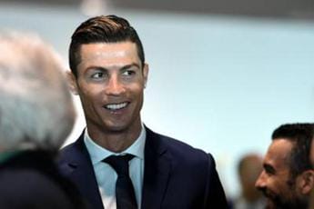 Galleria foto 'Calcio, Ten Hag: “Comportamento CR7 inaccettabile”' - foto 1