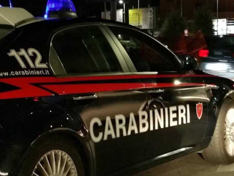 «Dammi casa tua che ci metto le prostitute»: così un 56enne pretendeva il saldo di un debito per droga