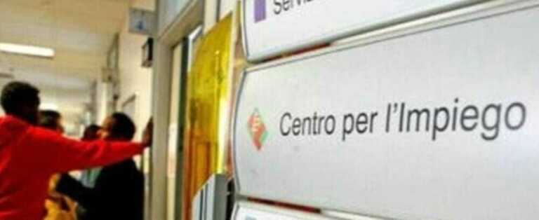 Puglia, entro fine mese 1.129 assunti nei centri per l’impiego