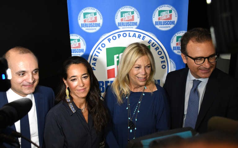 Elezioni, Forza Italia presenta i candidati in Puglia. Dalla Chiesa: «Qui non per caso» – VIDEO