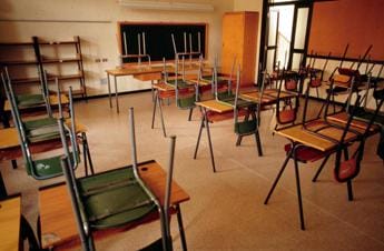 Galleria foto 'Covid e scuola, cosa cambia per mascherine tamponi e Dad' - foto 1