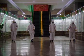 Galleria foto 'Covid oggi Corea Nord, Kim annuncia “vittoria” contro virus' - foto 1