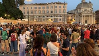 Galleria foto 'Covid oggi Lazio, 2.106 casi e 5 decessi: a Roma 915 contagi' - foto 1