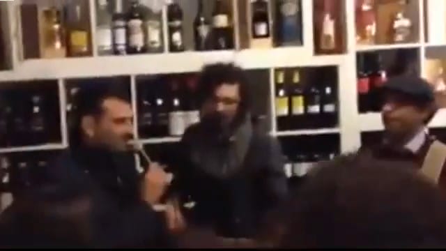 Galleria foto 'Decaro si “autodenuncia”: «Io come Sanna Marin, canto con gli amici» – VIDEO' - foto 1
