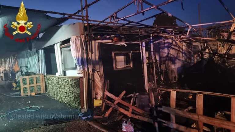Metaponto, a fuoco il camping Kamme