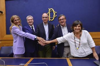 Galleria foto 'Elezioni 2022, accordo Pd-Azione-Più Europa: il testo integrale' - foto 1