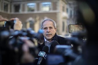 Galleria foto 'Elezioni 2022, anche Andrea Crisanti nelle liste del Pd' - foto 1