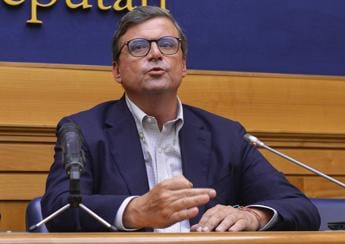 Galleria foto 'Elezioni 2022, Calenda: “Meloni vergognati, immorale postare video stupro”' - foto 1