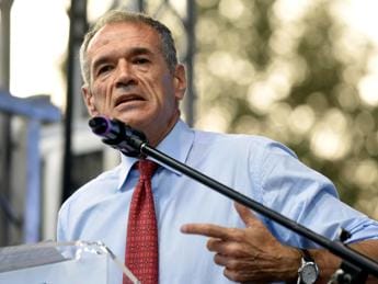Galleria foto 'Elezioni 2022, Cottarelli: “Sarò candidato con Pd e +Europa”' - foto 1