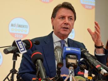 Galleria foto 'Elezioni 2022, da Rdc a ‘2 mandati per tutti’: ecco programma M5S' - foto 1