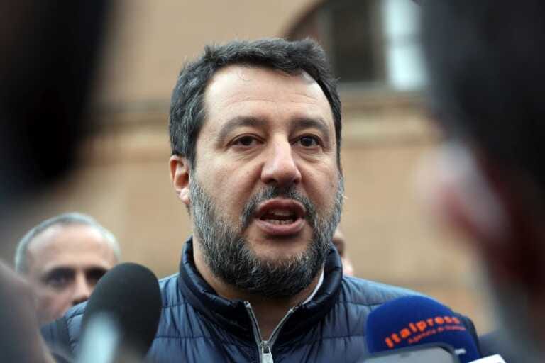 Galleria foto 'Elezioni, Salvini “Centrodestra governerà 5 anni, Lega alla guida”' - foto 1