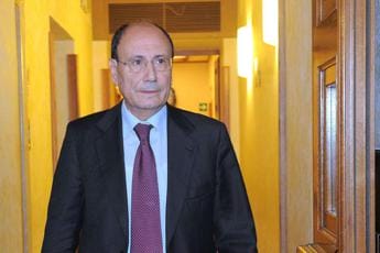 Galleria foto 'Elezioni Sicilia 2022, Fi propone tre nomi e Fdi converge su Schifani' - foto 1