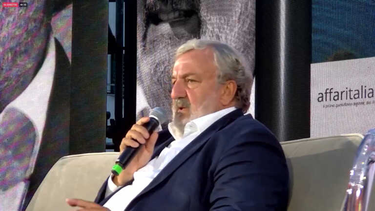 L’affondo di Emiliano: «Errore Pd rompere l’alleanza con il M5S»