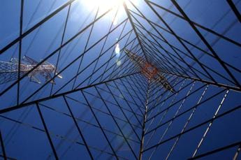 Galleria foto 'Energia, cos’è e come (non) funziona la tassa sugli extra profitti' - foto 1