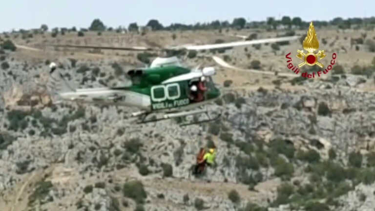 Galleria foto 'Escursionista soccorso dai Vigili del Fuoco a Matera' - foto 1
