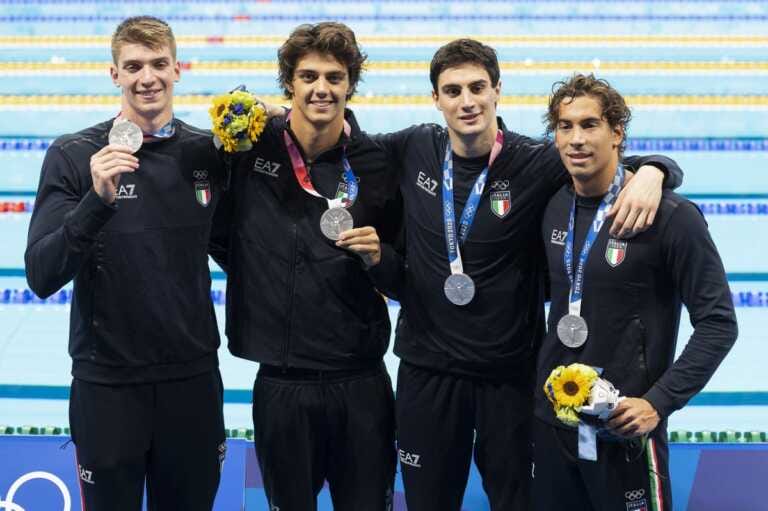 Galleria foto 'Europei nuoto, oro Italia nella 4×100 sl maschile' - foto 1