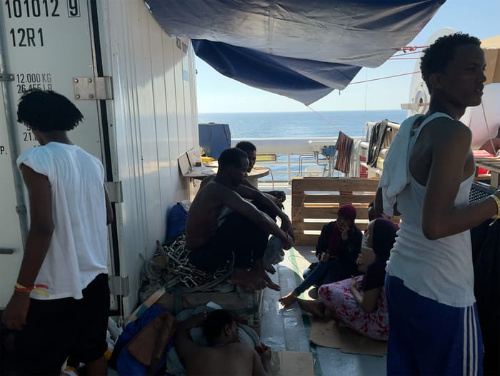 Sbarcheranno a Taranto i 659 migranti della Geo Barents