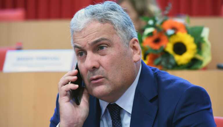 Stea fa ricorso contro la sospensione, Emiliano gli restituisce le deleghe